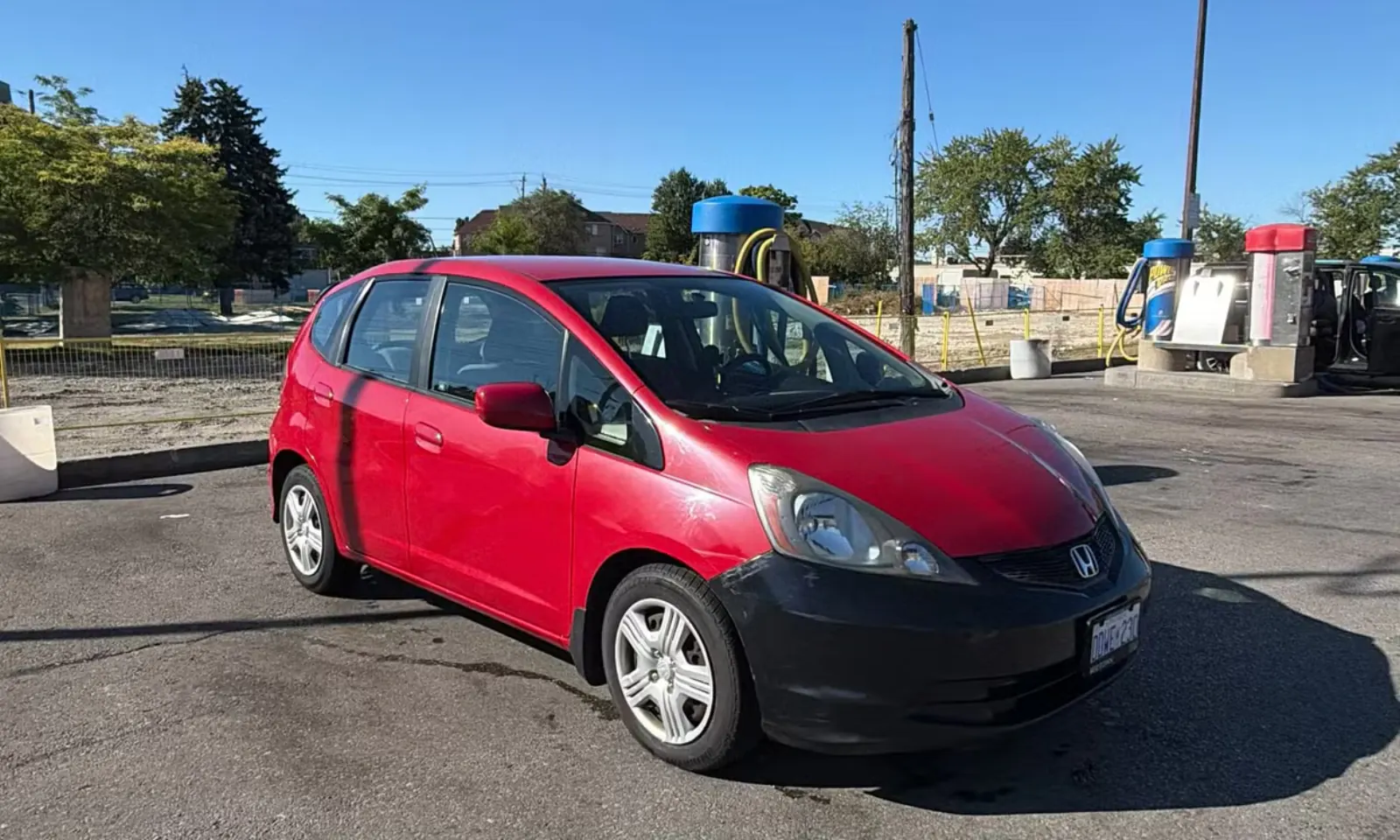 2014 Honda Fit — front 3/4