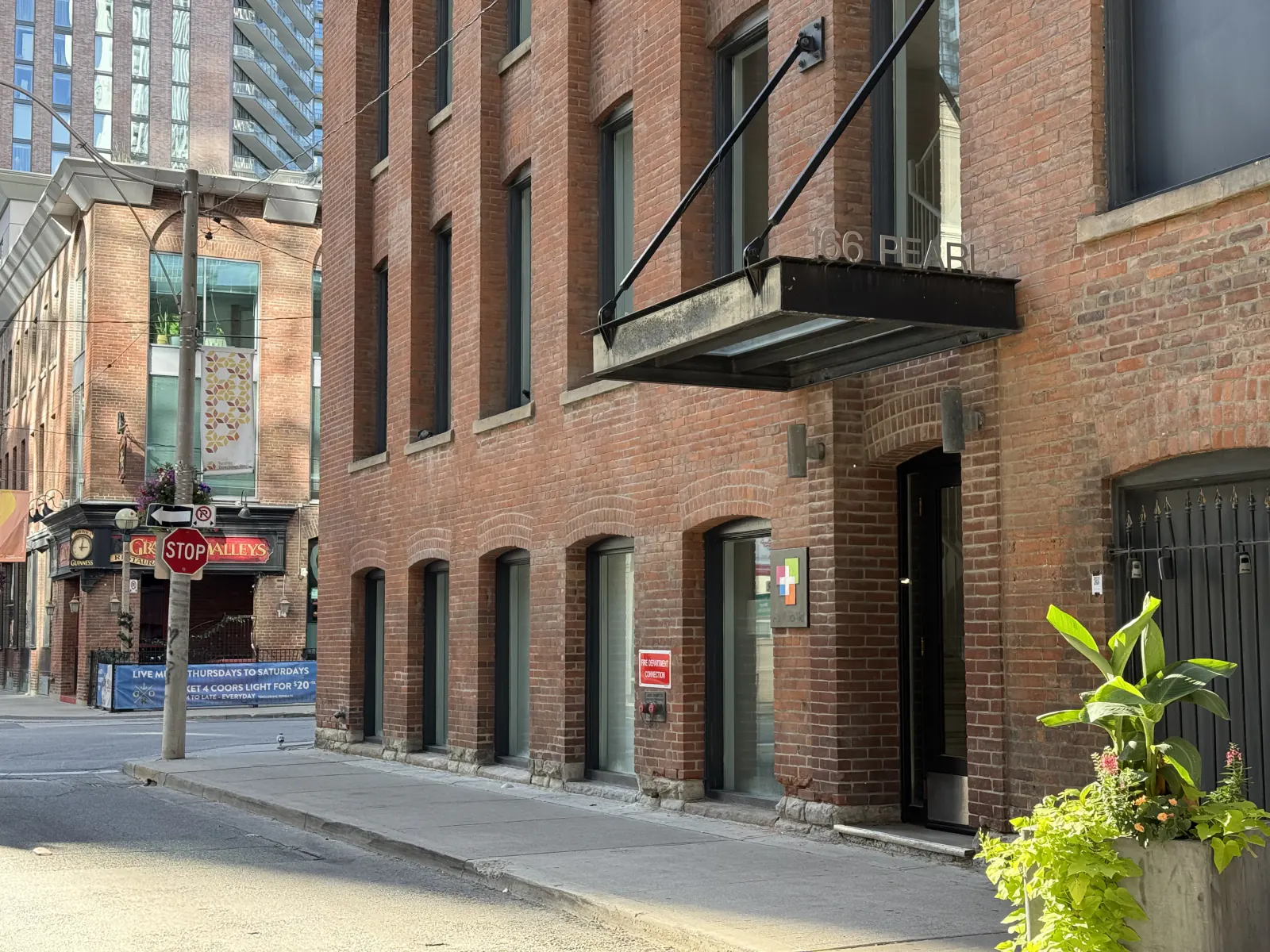 Pearl Street scout photograph — frontage